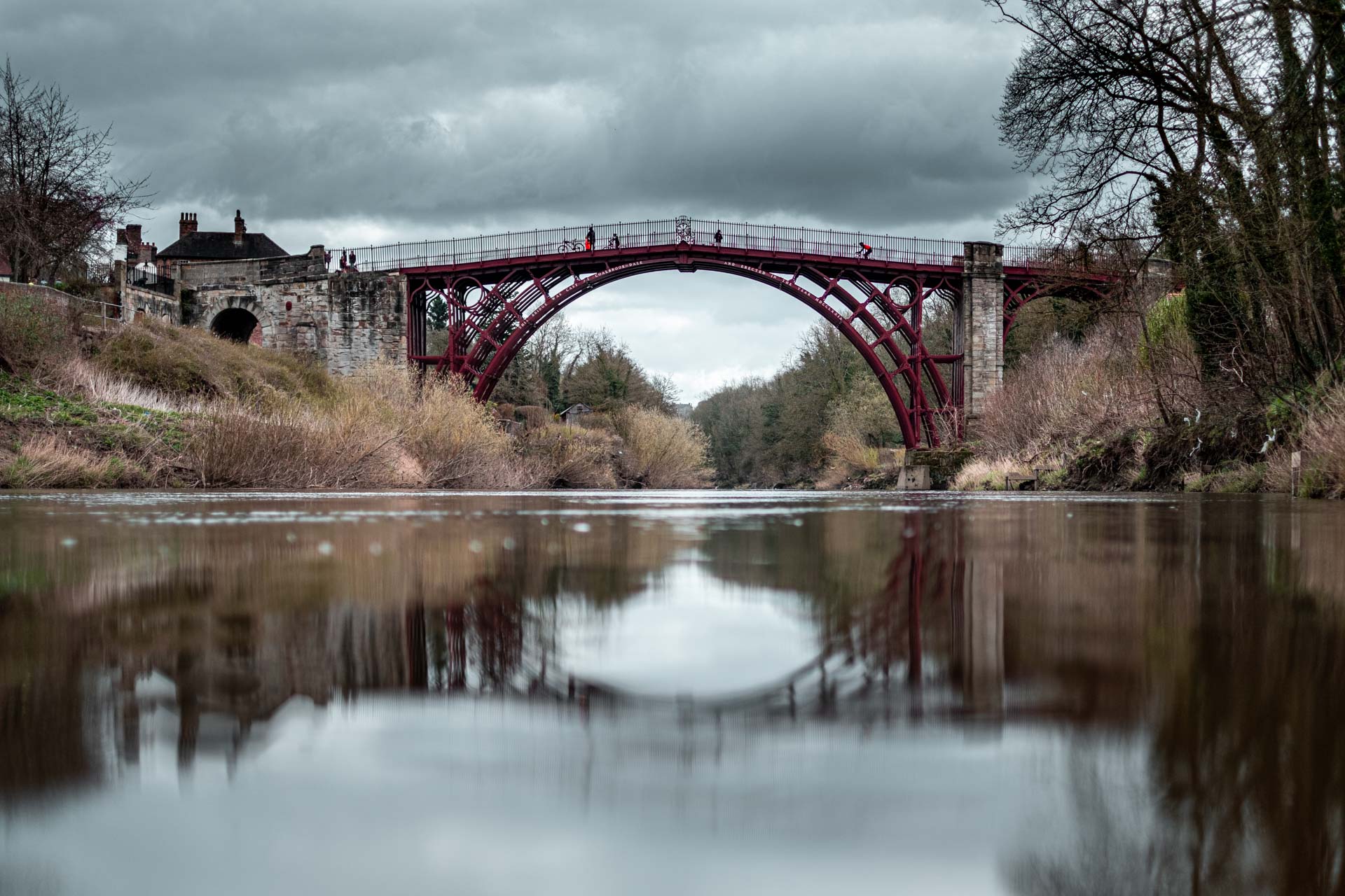 The remarkable Iron Bridge spanning over the River Severn in Shropshire.

Things to Do in Ironbridge Gorge, Shropshire
