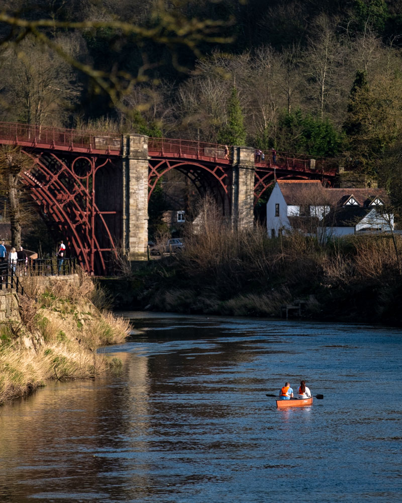 People in a canoe near the Iron Bridge, Ironbridge, Shropshire.

Things to Do in Ironbridge Gorge.